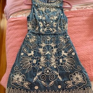 Alice and Olivia Beautiful Dress